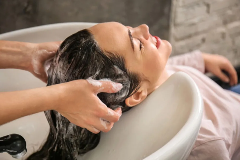 Rahasia Perawatan Rambut Profesional di Rumah: Ikuti Step Ini