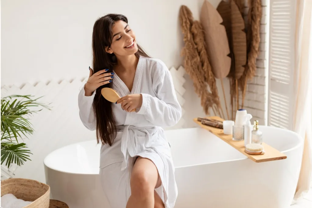 5 Cara Ampuh Menyehatkan Rambut Rusak, Dijamin Sehat Berkilau